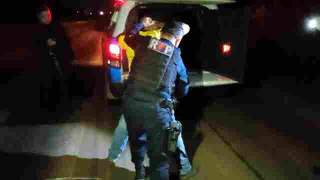 Venezuelano atropela casal, foge, acaba preso e confessa ter bebido o dia inteiro