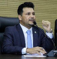 Norma aprovada pela Mesa Diretora da Assembleia tira Marcelo Cruz da disputa eleitoral