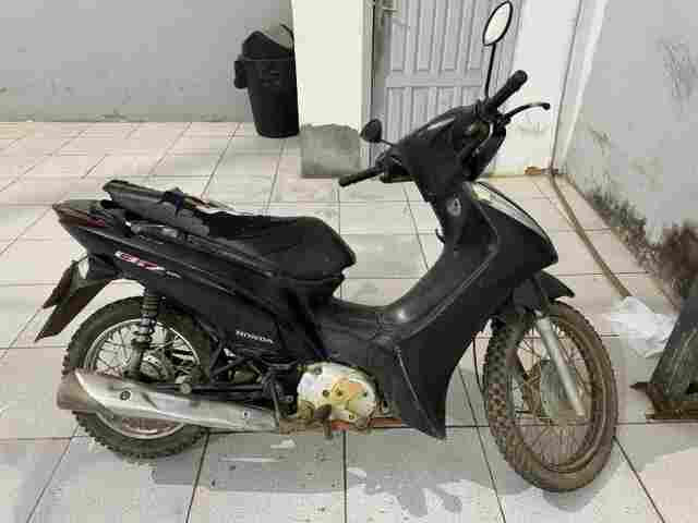 PM apreende motos com chassis adulterados na capital