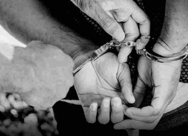 Polícia Civil prende dois envolvidos em tentativa de latrocínio contra um idoso de 70 anos