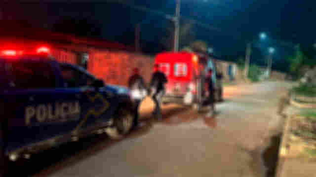 Homem é atacado a facadas pelo ex-marido de sua atual mulher