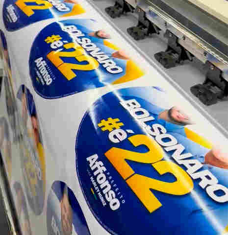 Juiz manda recolher propaganda com Bolsonaro, mas TRE-RO suspende decisão e determina devolução de material