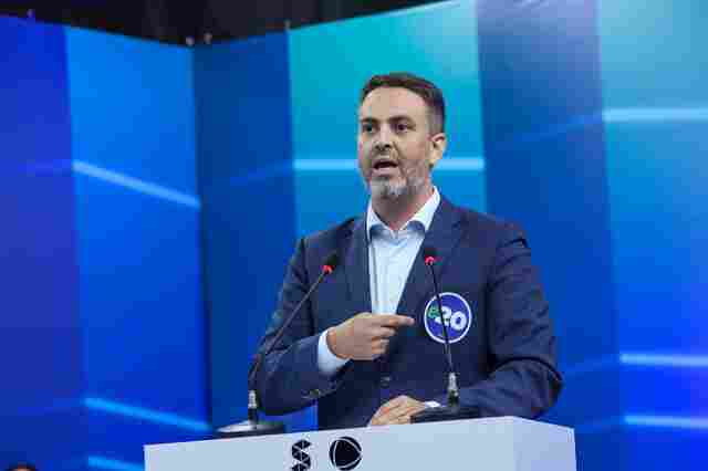 Sereno e preparado, Léo Moraes reforça compromisso com povo de Porto Velho durante debate