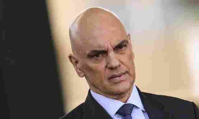 Ministro Alexandre de Moraes determina desbloqueio do X no Brasil
