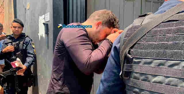 Servidora é esfaqueada mais de 30 vezes pelo ex-marido em frente ao João Paulo II; criminoso foi espancado por populares