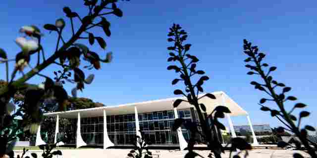 STF suspende nomeações de cinco parentes do governador do Maranhão em cargos públicos do estado
