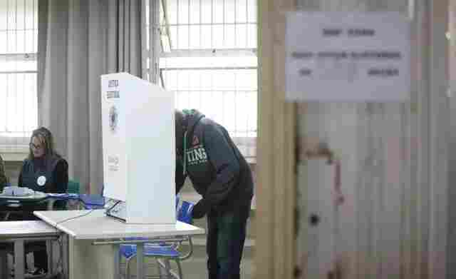 Domingo de eleições: três candidatos são conduzidos a delegacias no país