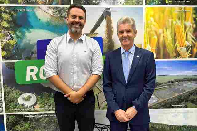 Senador Jaime Bagattoli parabeniza Léo Moraes pela conquista da Prefeitura de Porto Velho