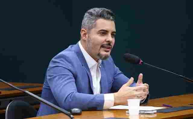 Comissão da Câmara dos Deputados aprova projeto de Thiago Flores para fortalecer controle sobre veículos envolvidos em crimes