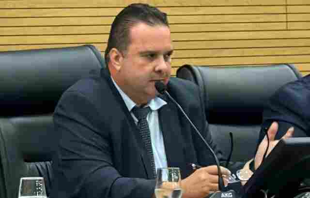 Deputado Luís do Hospital dá voz aos servidores da Emater em reunião por valorização salarial