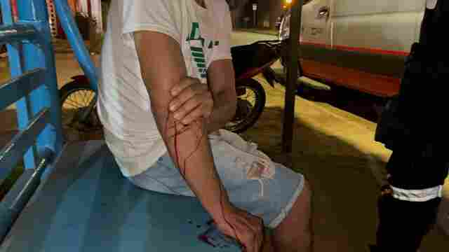 Na zona leste, homem é atacado a facada quando ia comprar lanche