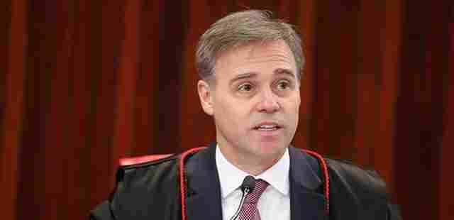 Pesquisa divulgada em ano de eleição deve ser registrada na Justiça Eleitoral, reafirma TSE