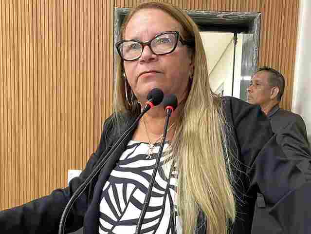 Ellis Regina indica mais de R$ 1 milhão em emendas para a Educação, Saúde, Esporte e Desenvolvimento Urbano