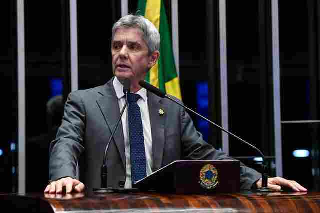 Senador Jaime Bagattoli cobra explicações do Incra sobre risco de expulsão de produtores do Assentamento Burareiro