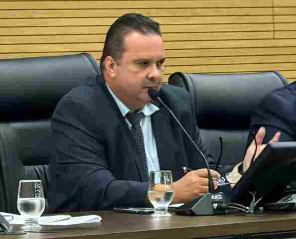 Dr. Luís do Hospital garante R$ 2,7 milhões para obras de infraestrutura em Jaru