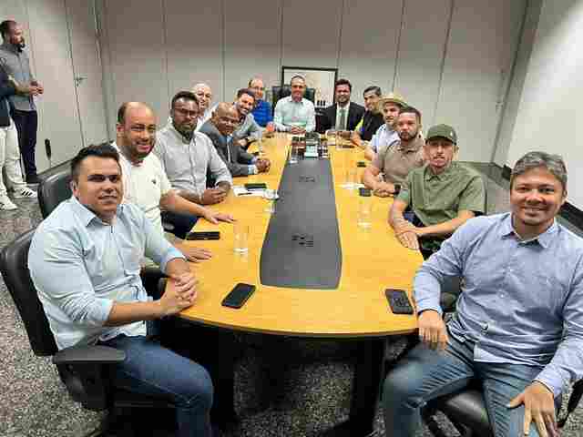Deputado Marcelo Cruz organiza reunião entre vereadores de Porto Velho e vice-governador Sergio Gonçalves
