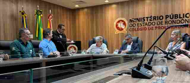 Senador Jaime Bagattoli busca solução para famílias ameaçadas por desocupação em áreas transformadas em reserva