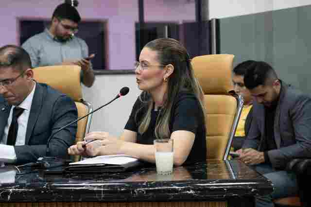 Sofia Andrade critica privatização da BR-364 e alerta para impactos na economia de Rondônia