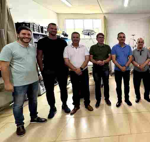 Deputado Dr. Luís do Hospital cumpre agenda ao lado do vice-governador em Jaru