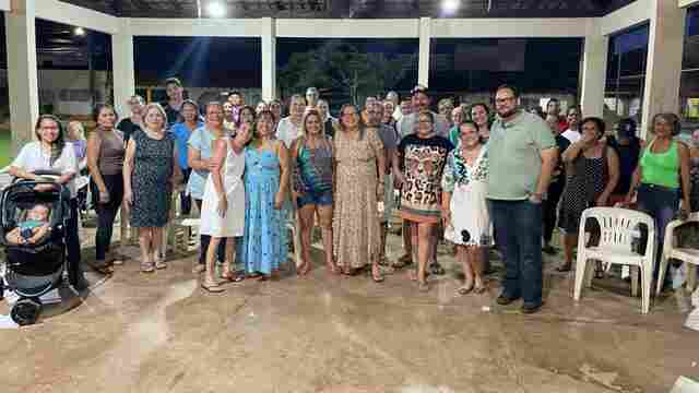 Vereadora Ellis Regina e Semob anunciam melhorias nas ruas dos condomínios Vila Verde e Vitória Régia