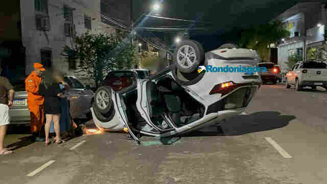 Motorista fica ferida em acidente com capotamento na região central da capital