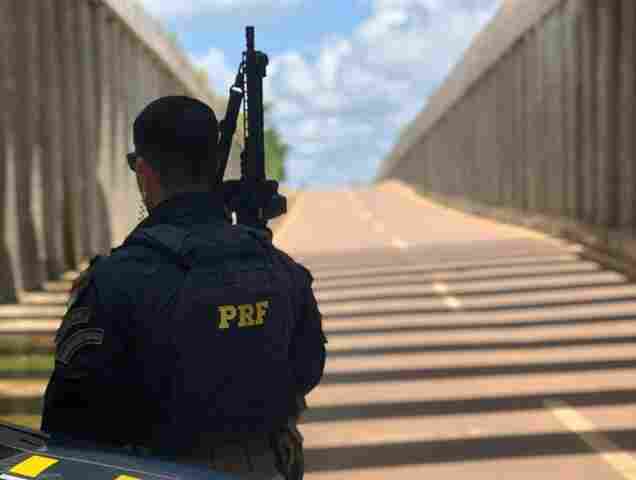 Homem é preso por tentar subornar policiais durante fiscalização da PRF em Rondônia