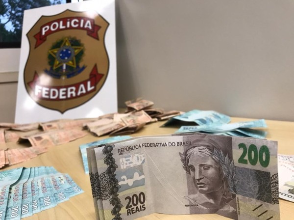 PF prende jovens tentando retirar cédulas falsas nos Correios