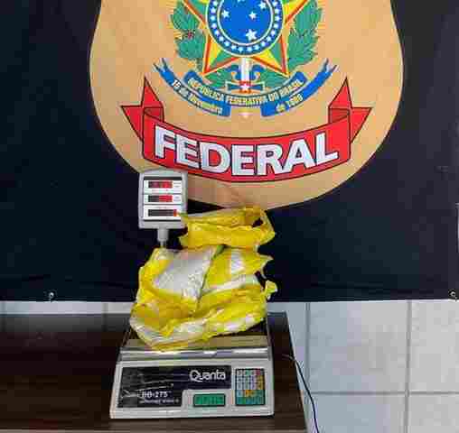 PF prende mulher com 5 Kg de cocaína no aeroporto de Porto Velho