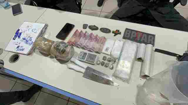 BPTAR desmonta ponto de tráfico de drogas na zona leste de Porto Velho; dois homens são presos