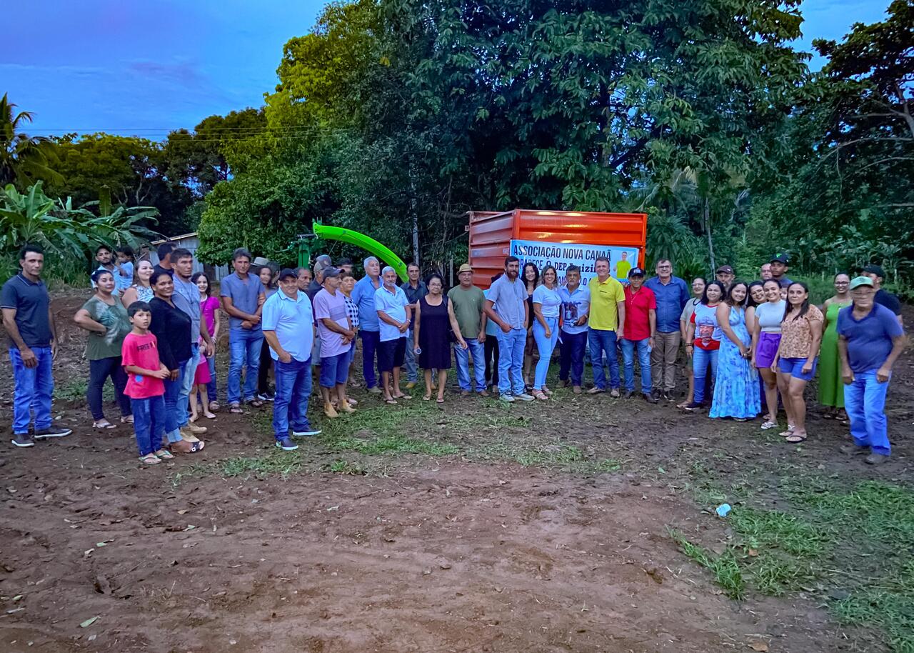 Deputado Luizinho Goebel entrega implementos agrícolas no valor de R$ 150 mil para Associação Nova Canaã, em Nova União
