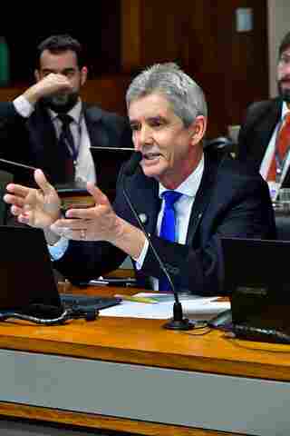 Senador Jaime Bagattoli cobra e Ibama sinaliza rever embargos ambientais na Amazônia