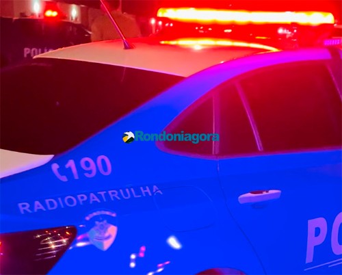 Motoboy é esfaqueado e roubado por "amigo e pede ajuda em base da PM no Morar Melhor