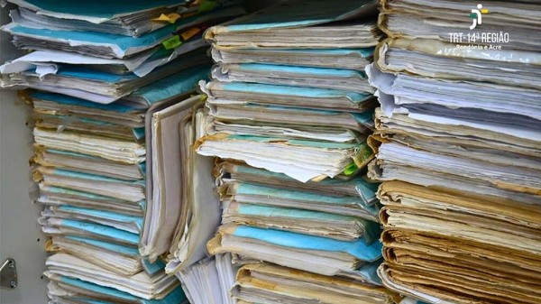 Plano Bresser: Sindeprof divulga lista dos servidores e alerta sobre importância da atualização cadastral