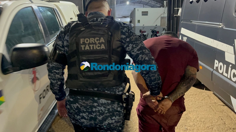 Homem apontado como liderança de facção e com vários mandados de prisão é preso pela PM