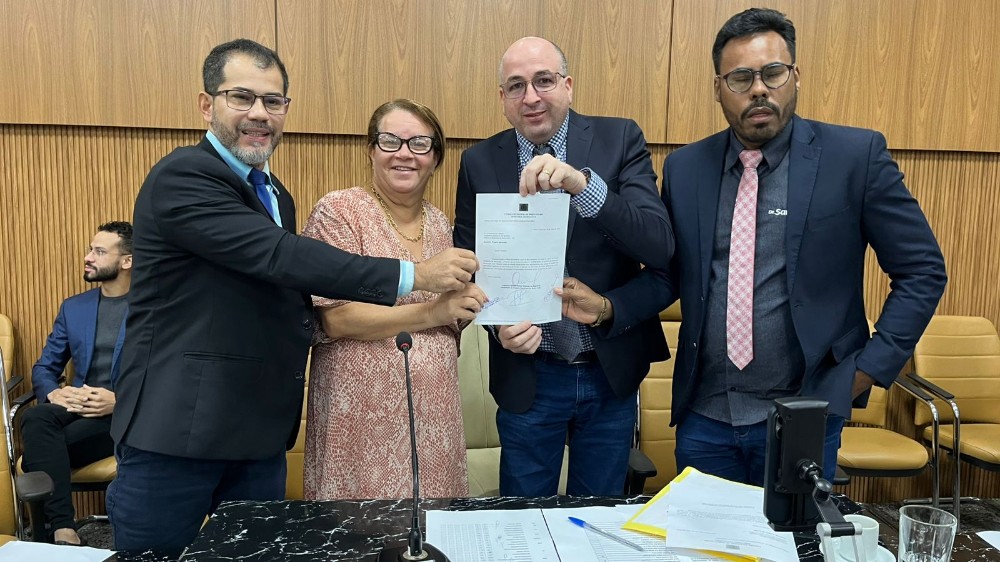 Vereadora Ellis Regina reconhece trabalho dos vereadores na votação de projetos que beneficiam servidores