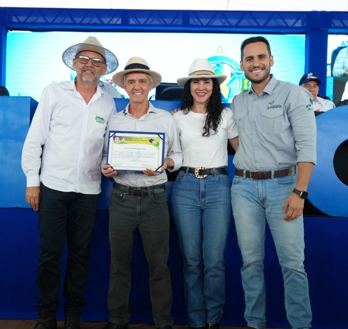Senador Jaime Bagattoli recebe título de cidadão honorário pelas contribuições ao município de Ji-Paraná
