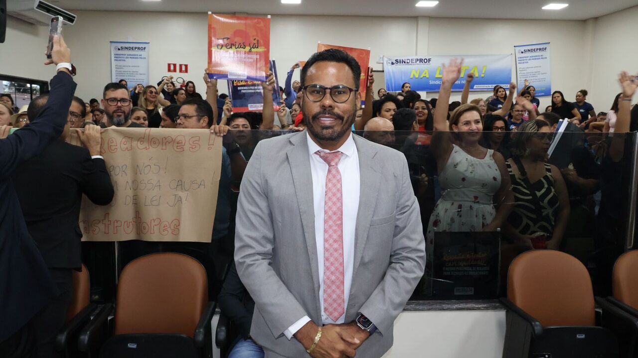 Dr. Santana vota a favor da valorização dos servidores da Educação e da Saúde em Porto Velho