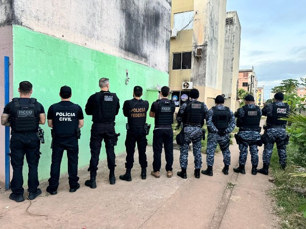 Operação mira responsáveis por ataques a agentes públicos; 18 são presos