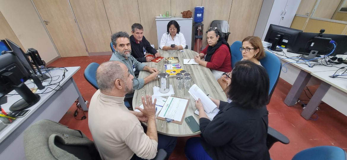 Sindsef intensifica plantão em Brasília com reunião no Decipex