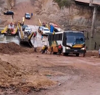 Vídeo: com chegada do verão, usuários encontram dificuldades para subir cabeceiras da balsa sobre o Jacu da Vala