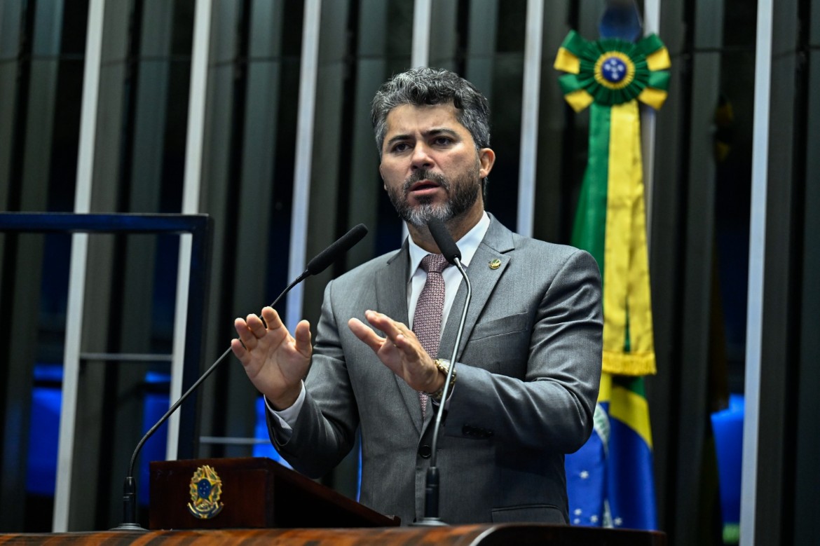 Marcos Rogério anuncia voto contrário ao aumento do número de deputados