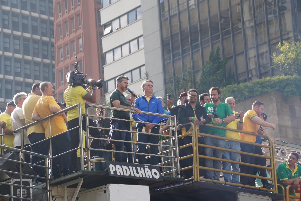 Ao lado de Bolsonaro, Marcos Rogério discursa na Paulista em defesa da liberdade e do legado do ex-presidente