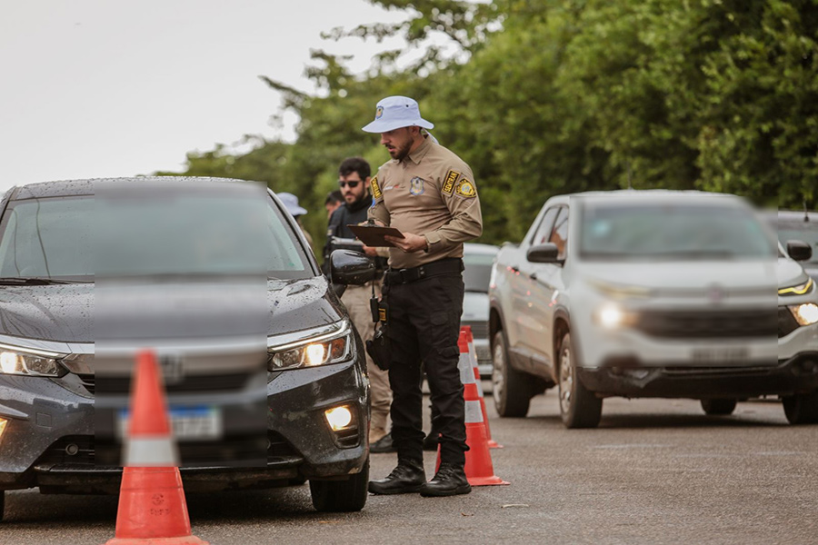 Prefeitura notifica 521 condutores multados, mas infratores ainda têm 30 dias para recorrer; veja listas