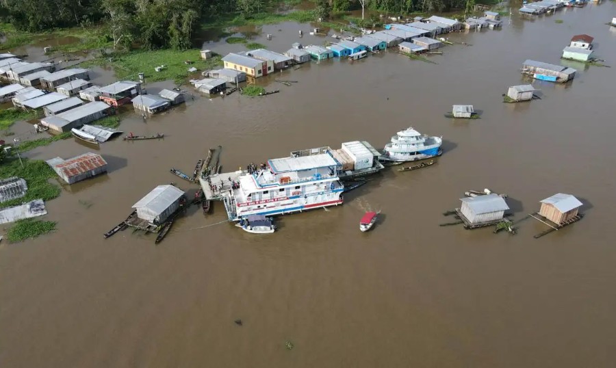 Cheias no Amazonas deixam 40 municípios em estado de emergência