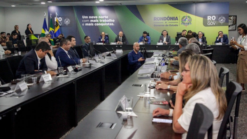 Governo de Rondônia discute concessão da Hidrovia do Rio Madeira