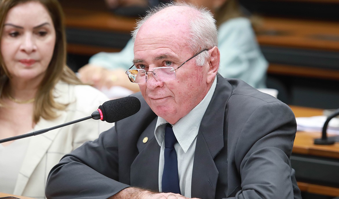 Câmara dos Deputados declara perda de mandato de Lebrão