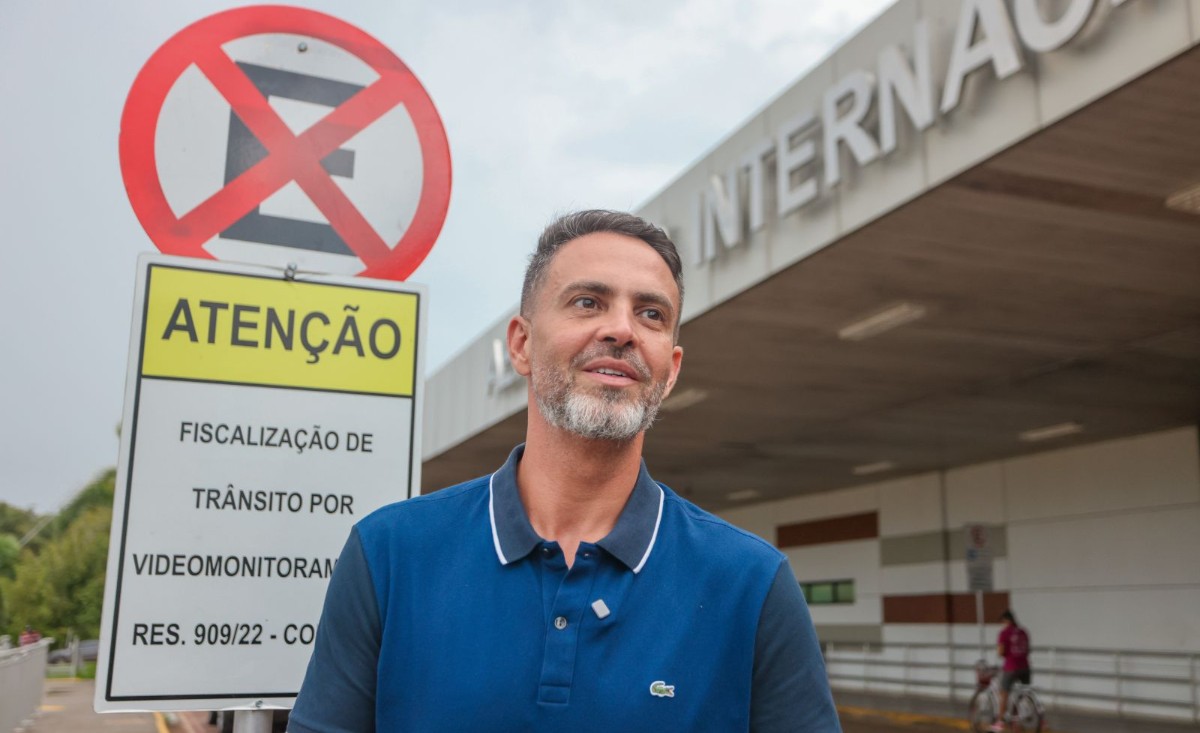 Léo Moraes fala em economia de recursos, mas exemplos práticos de sua gestão apontam para desperdício