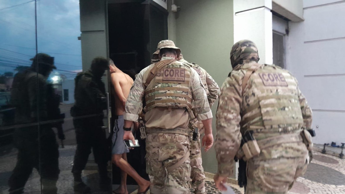 Polícias de Rondônia e Amazonas cumprem mandados contra suspeitos de roubo e homicídio em Porto Velho