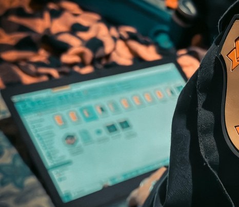 PF prende dois por armazenamento e compartilhamento de material de abuso sexual infantil