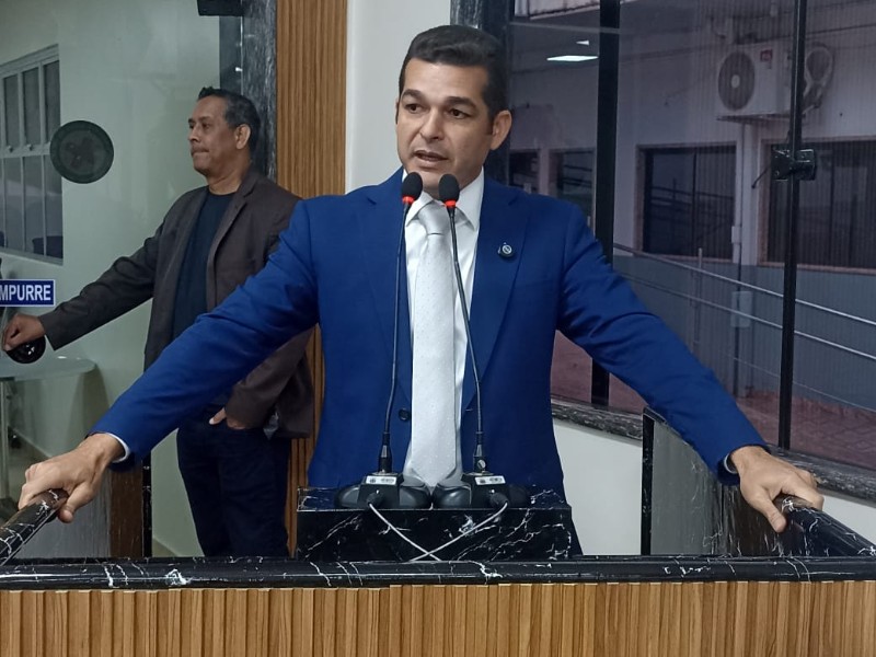 Vereador Adalto de Bandeirantes cobra melhorias urgentes em estradas dos Distritos de Porto Velho